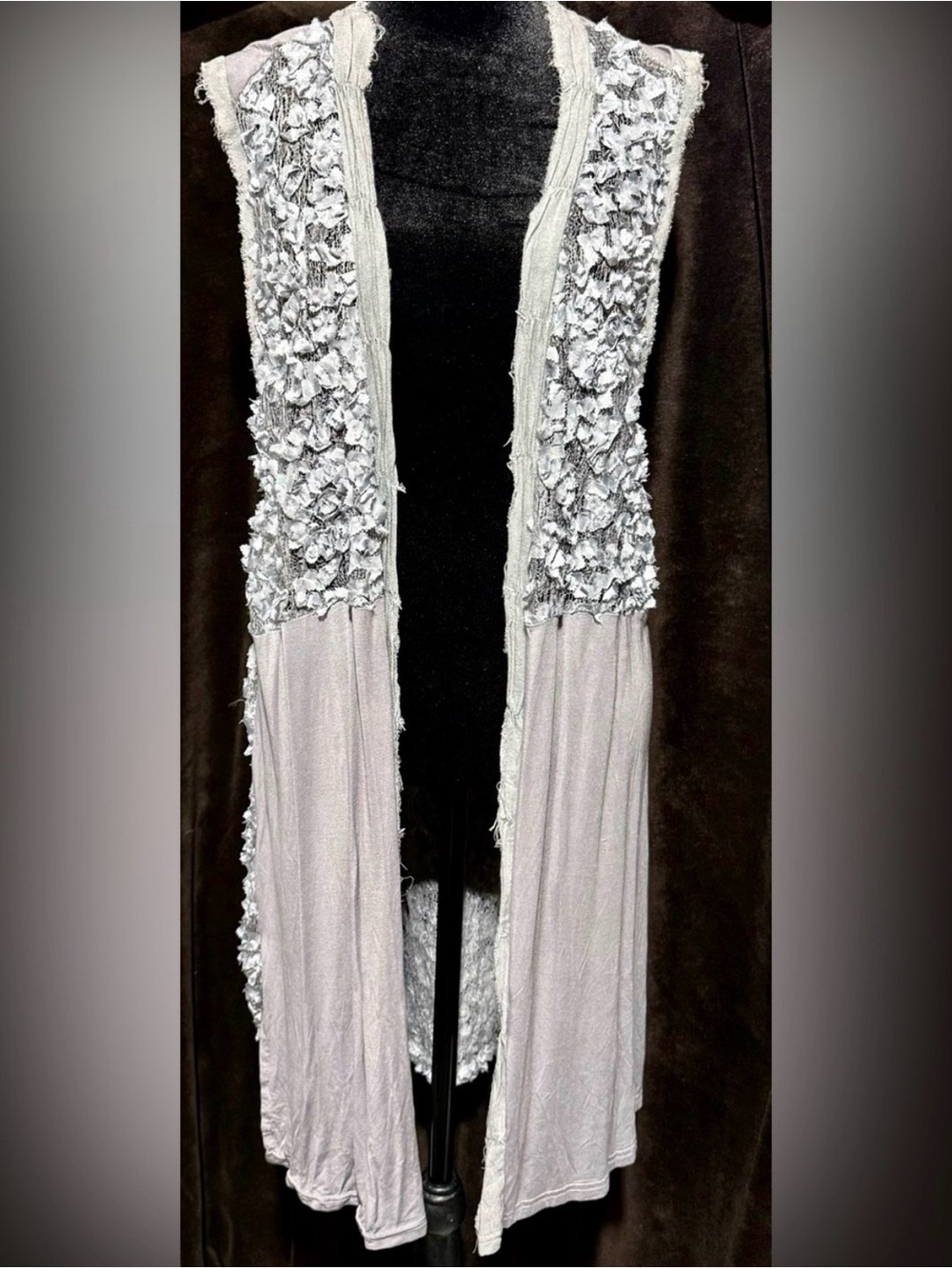 POL Light Gray Textured Open-Front Sleeveless Vest